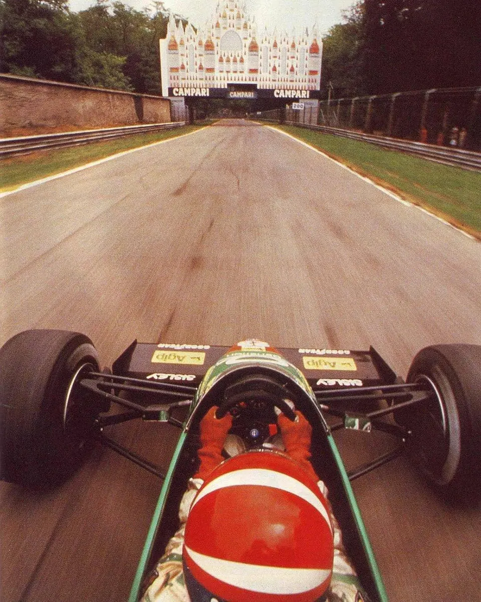 deresolute archive image 00182