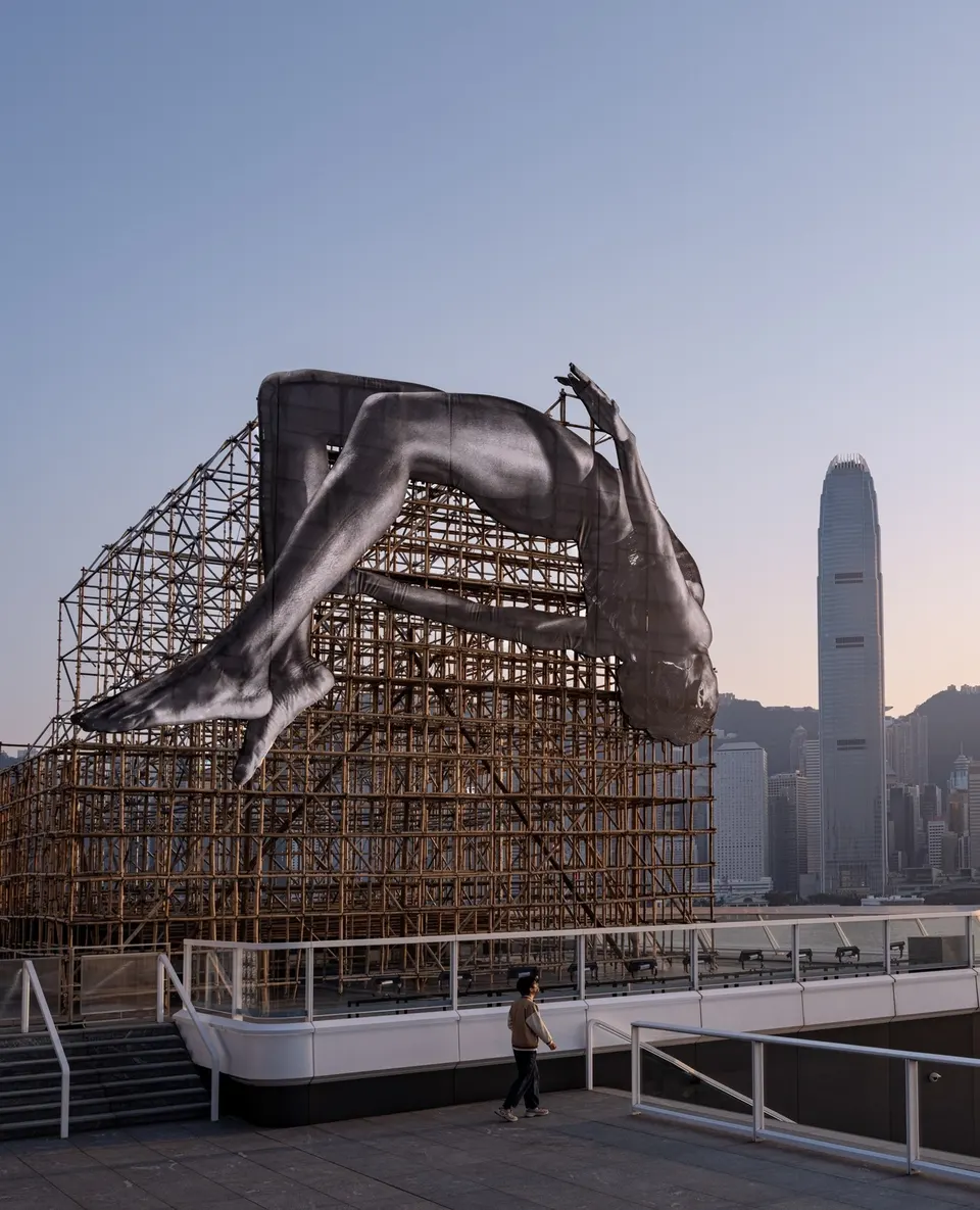 deresolute archive image 3105e453684c64bdb827e246dc33c51550e5157c