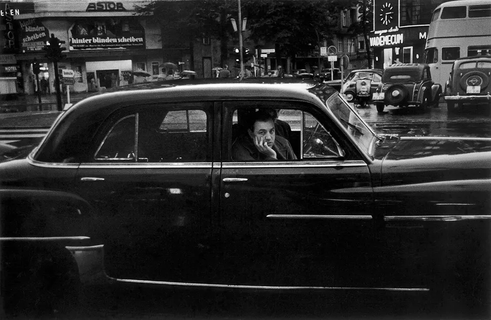 deresolute archive image 92eb0634796904ae002612d185b0a8b7da851066